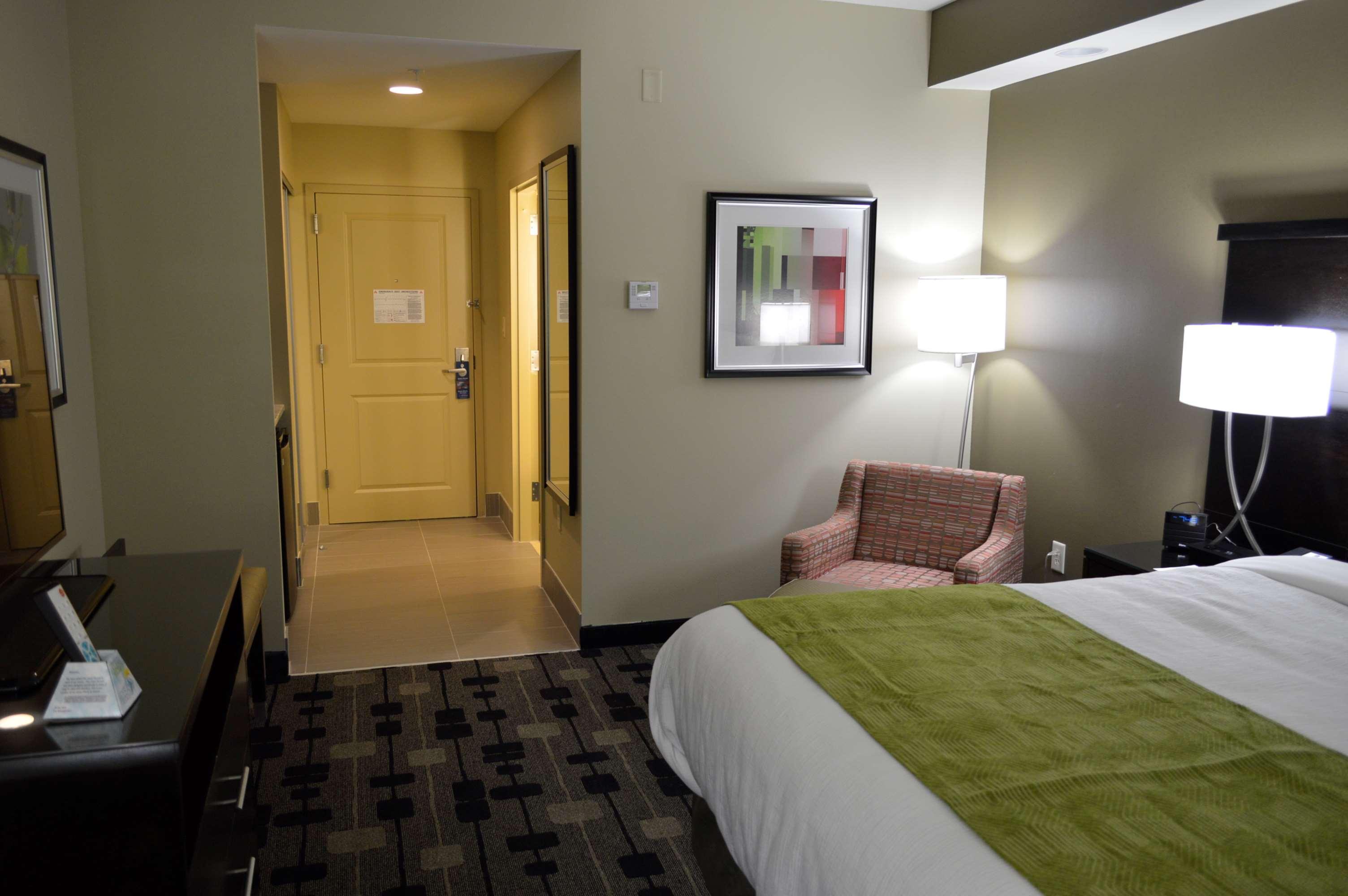 Best Western Plus University Inn Hattiesburg Buitenkant foto